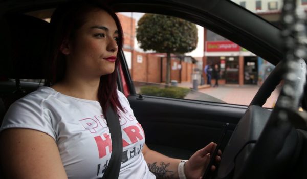 Uber en Colombia: cómo se «reinventó» la empresa para volver al país pese a la prohibición