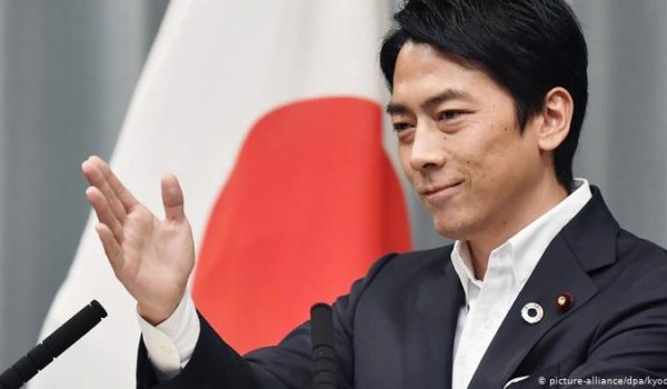 Japón cerrará todos sus centros escolares hasta fin de marzo por COVID-19