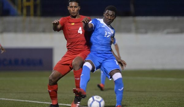 Debutantes de la Selección de Futbol dejan buena impresión en empate ante complicada Panamá