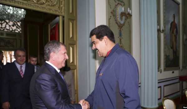 EE.UU. anuncia sanciones contra empresa petrolera rusa Rosneft por negociar con Maduro