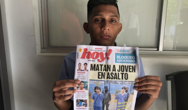 Policía presentó a joven como ladrón y homicida y después lo liberó porque «nada tenía que ver»