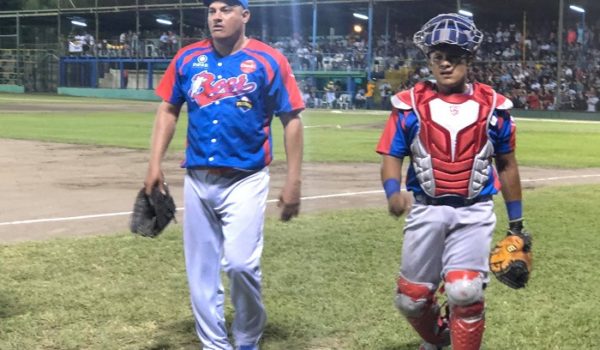 Todos los favoritos cumplen holgados, salvo el campeón León, en el inicio del Pomares
