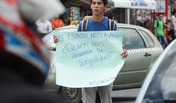 Policía Orteguista libera al universitario que fue secuestrado en las cercanías de la UCA