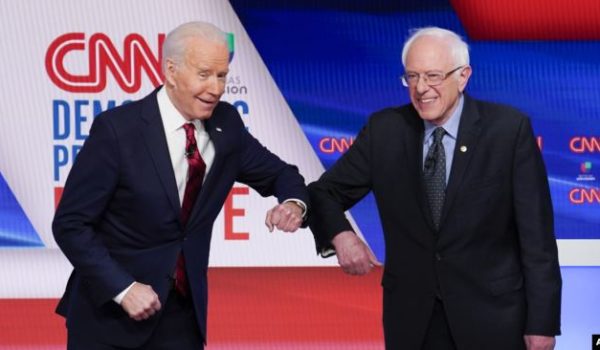 El coronavirus domina debate entre Sanders y Biden
