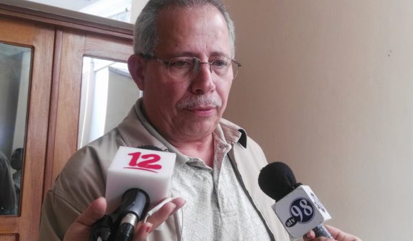Secretario General del Minsa asegura que se están haciendo «muchas pruebas» de Covid-19, pero no brinda datos