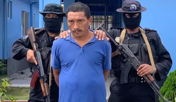 Condenan a 25 años de prisión a sujeto que degolló a adolescente en Boaco