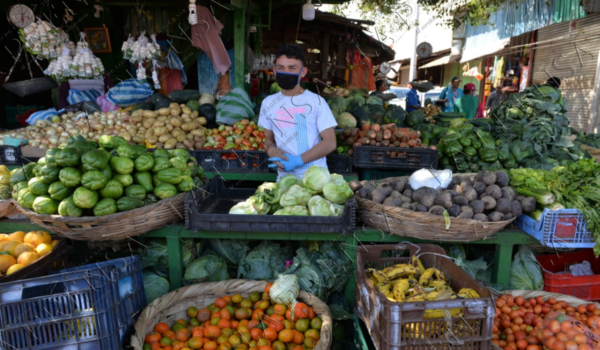 Por segunda semana consecutiva, comerciantes toman medidas para prevenir el Covid-19