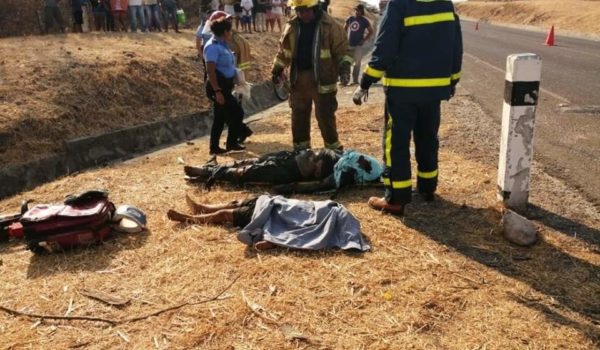 Tres integrantes de una familia mueren en accidente de tránsito en Izapa, León