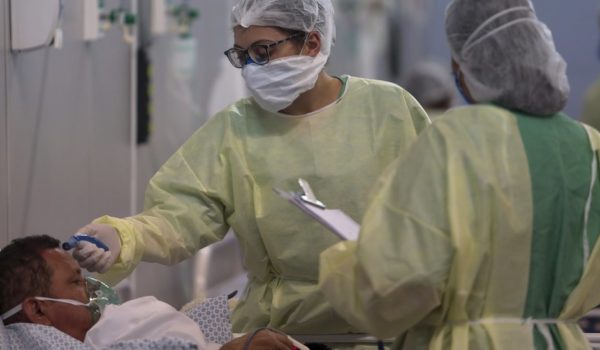 Coronavirus: Brasil supera a España e Italia en contagios y los hospitales de Sao Paulo están «al borde del colapso»