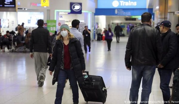 Reino Unido impondrá cuarentena a viajeros y multas de más de 1.000 euros a los que la violen