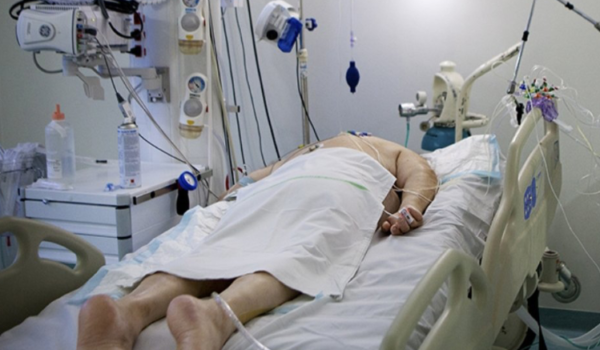 La intubación es un proceso invasivo que se aplica a los pacientes con una fuerte neumonía por Covid-19. LA PRENSA/Foto tomada de internet para ilustrar