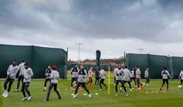 Premier League confirma seis nuevos casos positivos de Covid-19