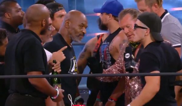 VIDEO: Mike Tyson empuja a reconocido exluchador de la WWE y provoca pelea multitudinaria