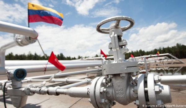 EE. UU. sanciona a navieras por transportar crudo venezolano