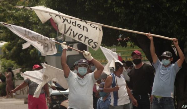 El Salvador comienza reactivación a medida que disminuye la pandemia