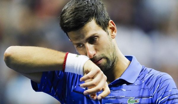 Novak Djokovic dio positivo por covid-19 tras participar en un torneo que él mismo organizó