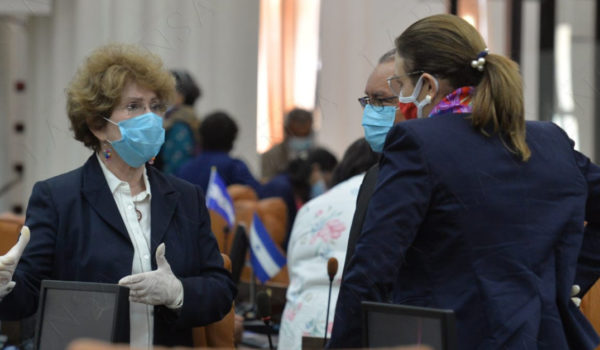 médicos, Nicaragua, fondos de emergencia, préstamo BCIE,coronarivus. Asamblea Nacional, diputados