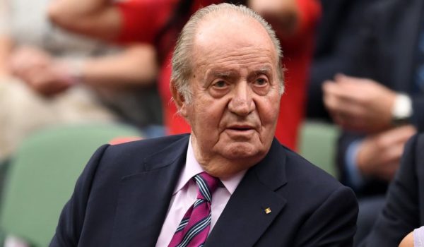 Juan Carlos I: el rey emérito comunica a su hijo su «meditada decisión» de irse a vivir fuera de España