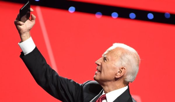 Elecciones en Estados Unidos: cómo el coronavirus desmoronó la estrategia electoral de Trump y fortaleció a Biden al tapar sus debilidades