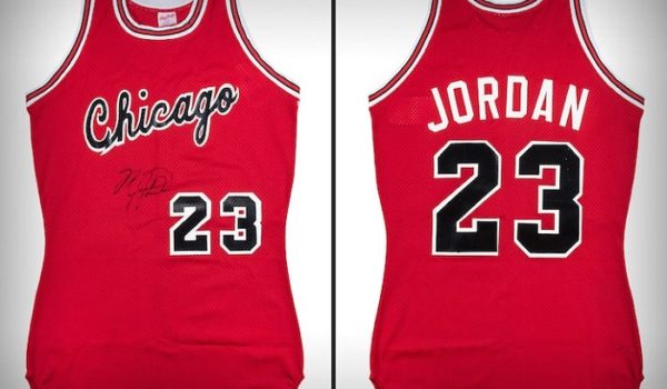 ¡Qué locura! El exorbitante precio por la camisa de Michael Jordan en su temporada de novato del año en la NBA