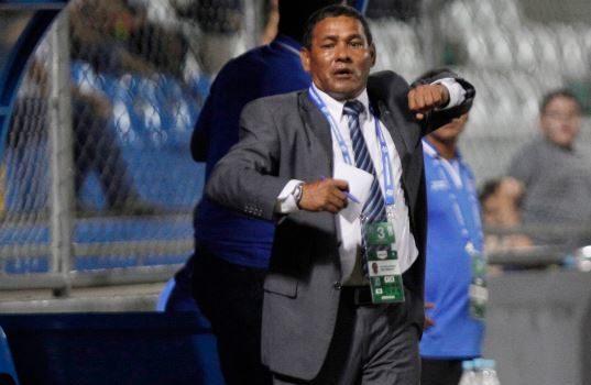 El candidato indóneo para el banquillo de la Azul y Blanco: «Mi propuesta está acorde con la realidad»