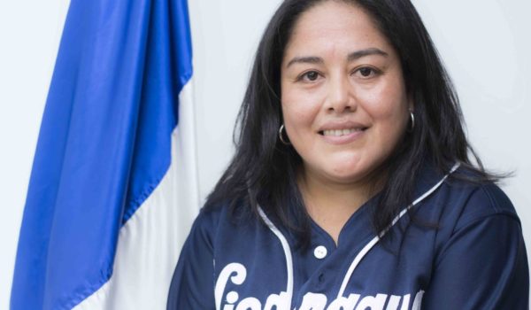 Activista opositora Ivania Álvarez se exilia tras semanas de hostigamiento policial