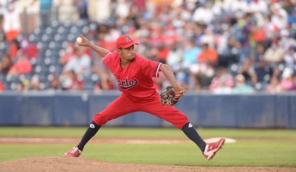 Dantos recuperan agresividad y vencen al Bóer en tercer duelo de la Final
