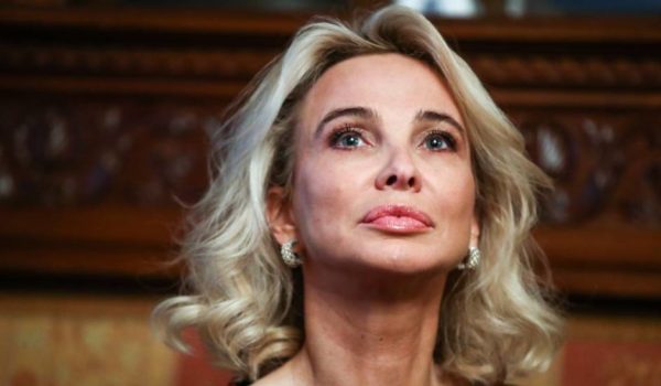 Juan Carlos I | «Los US$76 millones que me regaló el rey fueron un reconocimiento por cuánto signifiqué para él»: entrevista de la BBC a Corinna zu Sayn-Wittgenstein