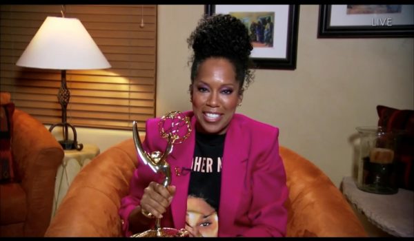 Miniserie racial «Watchmen» triunfa en Emmys virtuales por pandemia