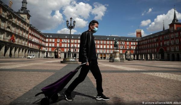 Gobierno español recomienda el confinamiento total de Madrid