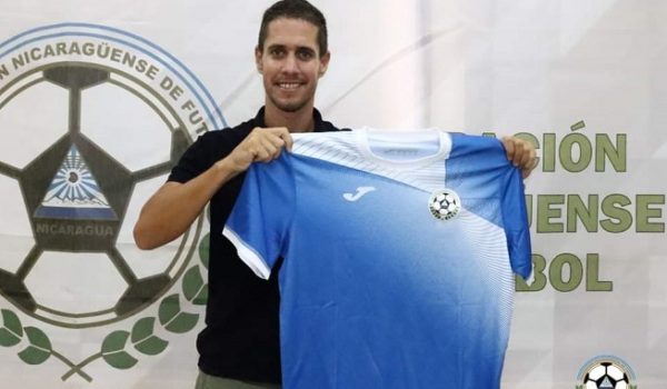 El entrenador millennial que usa la psicología para sacar el potencial del jugador