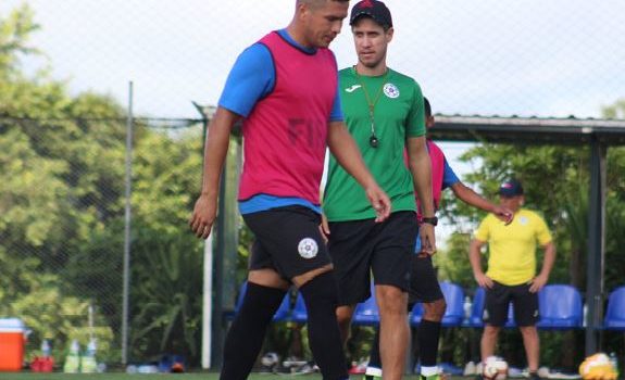 Juan Vita evidencia sus mayores preocupaciones en la Azul y Blanco