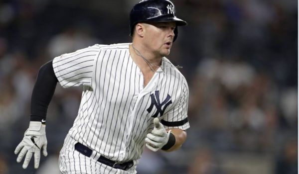 Luke Voit dispara sus jonrones 17 y 18 y los Yanquis vapulean a los Azulejos