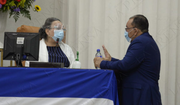 María Haydée Osuna, PLC, arnoldistas, transfuguismo político, CSE, bancada, Asamblea Nacional