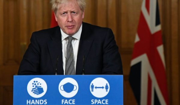 Coronavirus: Boris Johnson ordena el confinamiento en Inglaterra hasta diciembre como medida contra la covid-19