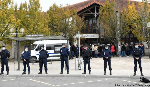 Asesino pagó a estudiantes para que identificaran a profesor francés decapitado