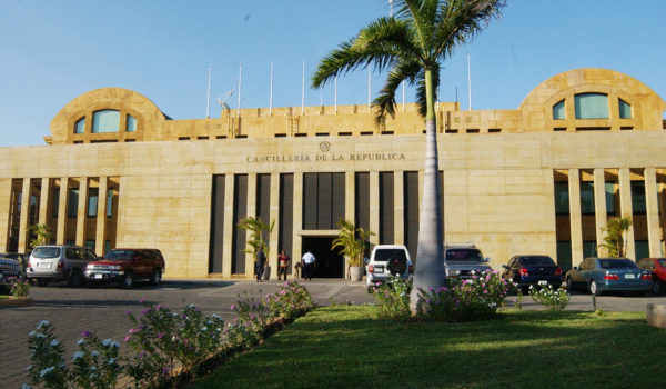 Régimen hace cambios en consulados de Miami y Japón, además renueva funciones a viceministra de Relaciones Exteriores