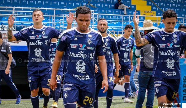 Los dos futbolistas nicaragüenses que pelean por el boleto directo a la final