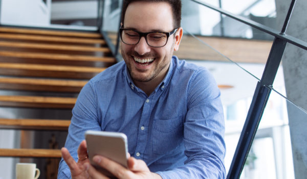 Smartphone con cero interés en claro