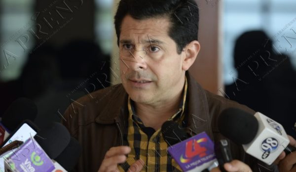 PLC, Fundación Violeta Barrios, Funides, CPDH, periodistas, Ley Putin
