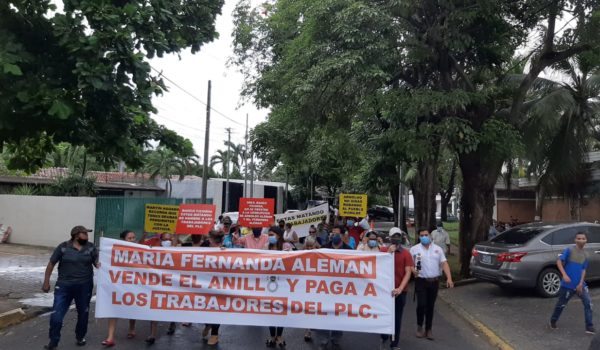 PLC, trabajadores, salarios