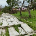 Muro perimetral que cayó tras el paso del huracán Iota. LA PRENSA / NIDIA WHITE