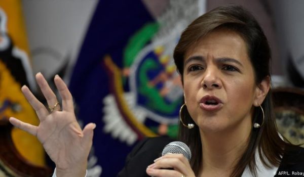 Ecuador inicia juicio político contra María Paula Romo