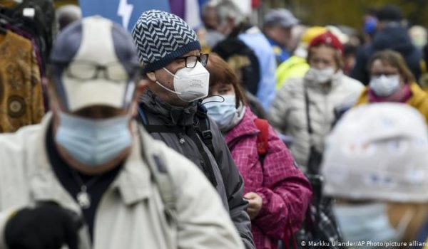 Estudio: mascarillas ofrecen protección limitada contra coronavirus