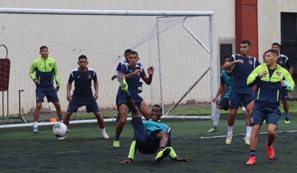 Los Leones del Managua FC se miden al club más grande del futbol hondureño