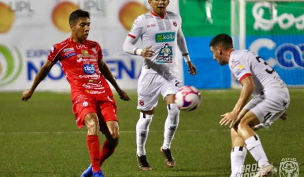 Juan Vita seduce a la joya de un equipo costarricense para la Azul y Blanco