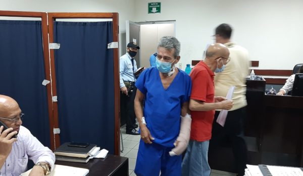 Juan Narváez Rocha sentenciado a 30 años de prisión por femicidio. La Prensa / Ernesto García