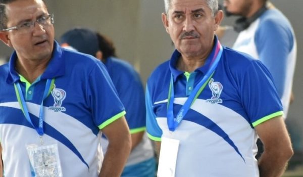 Fallece Juan Mendieta, uno de los entrenadores más exitosos en la historia del baloncesto nacional