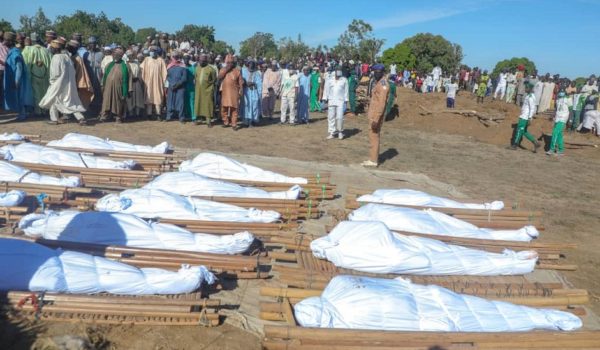 Nigeria: un «demencial» ataque deja decenas de agricultores muertos
