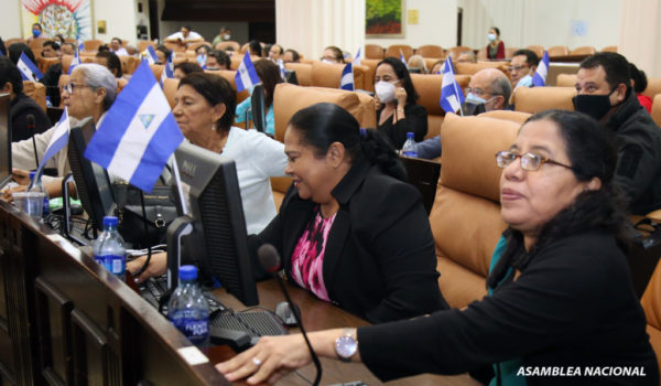 Ley General de Aguas Nacionales, Plan Nacional de Recursos Hídricos, Banco Mundial, privatización, servicio de agua potable